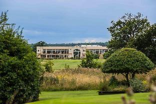 Whittlebury Park,,4 star