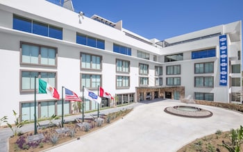 hampton inn and suites by hilton los cabos