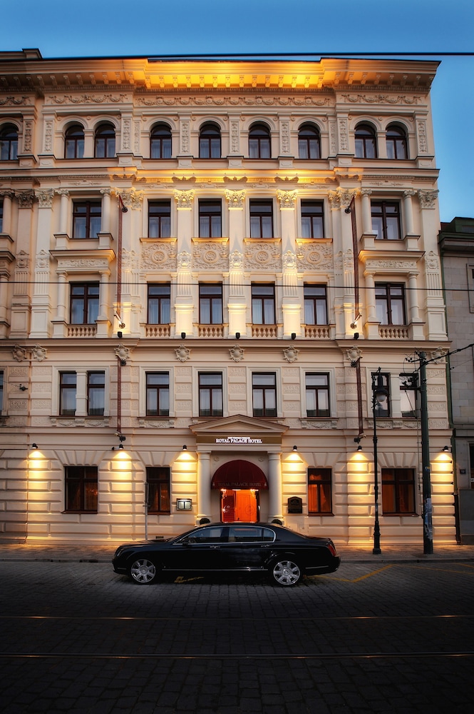 bw premier royal palace