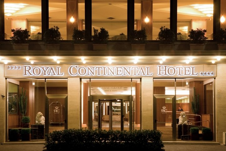Royal Continental Hotel Naples,Lungomare Caracciolo>>Campania,4 star