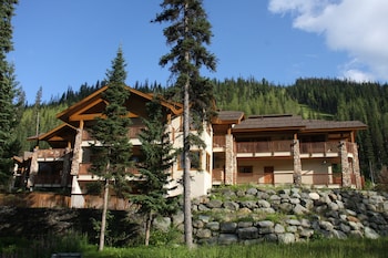 Pinnacle Lodge,,3 star