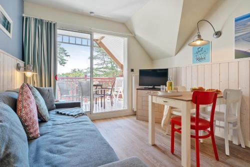 Pierre & Vacances Premium Le Domaine De Cramphore,,4 star