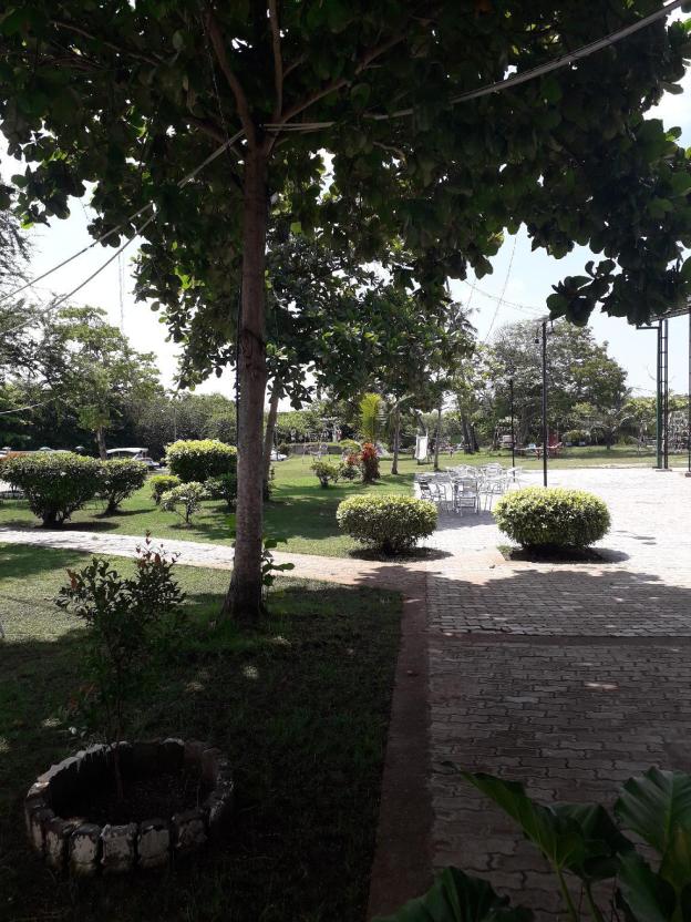 Guruge King's Island Resort,,3 star