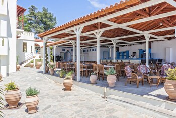 Stafylos Suites Boutique Hotel,Skopelos>>Skiathos,3 star