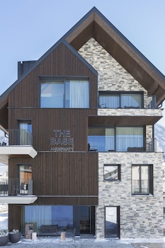 The Base,Swiss Alps>>Andermatt,5 star
