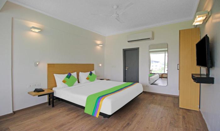 Treebo Grand Legacy Shahenshah,Uttarakhand>>Dehradun,3 star