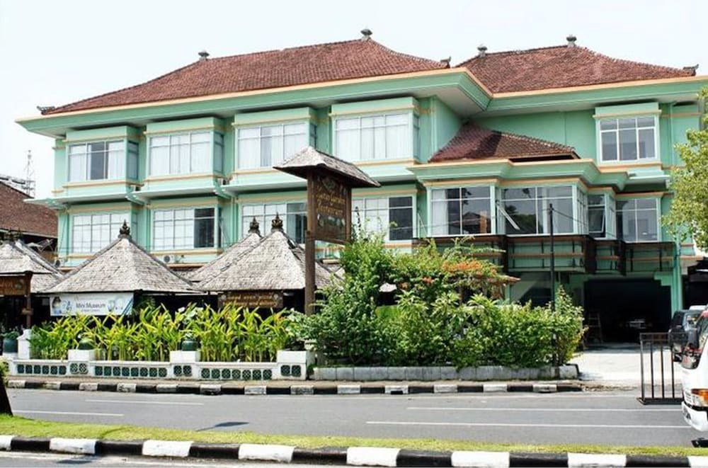 the studio inn nusa dua