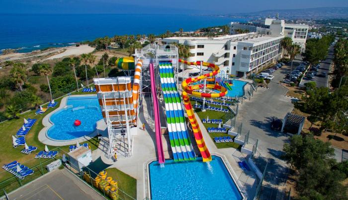 leonardo laura beach and splash resort