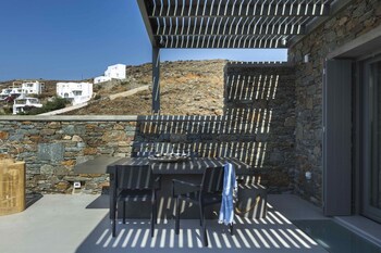 Eos Villa With Private Jacuzzi,,3.5 star