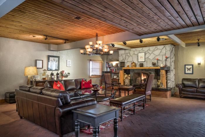 Sweetwater Lift Lodge,Near Park City Mountain Resort,3 star
