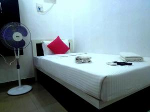 Chennai Plaza Hotel Vadapalani,Pudupakkam>>Chennai,2 star