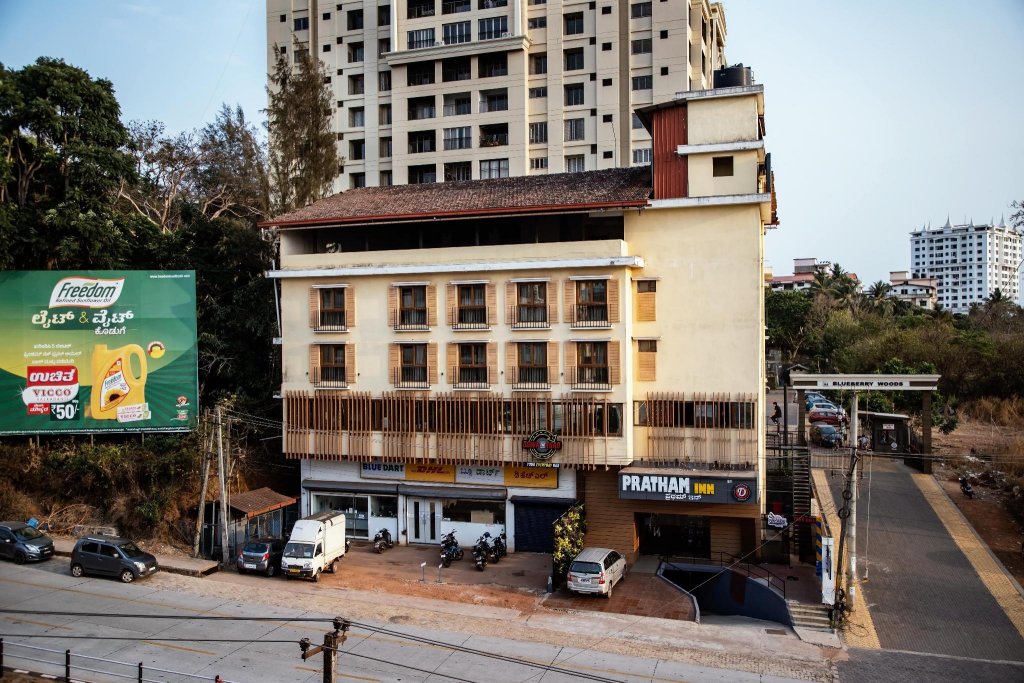 Pratham Inn By Downtown Hotels,,2 star