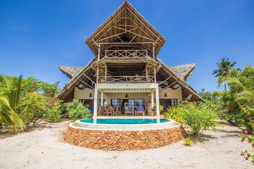 Milele Villas,,3 star