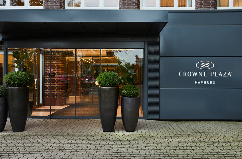 crowne plaza hamburg city alster an ihg hotel