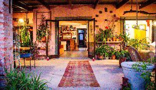 Ebonymoon Guest House And Studio,,0 star