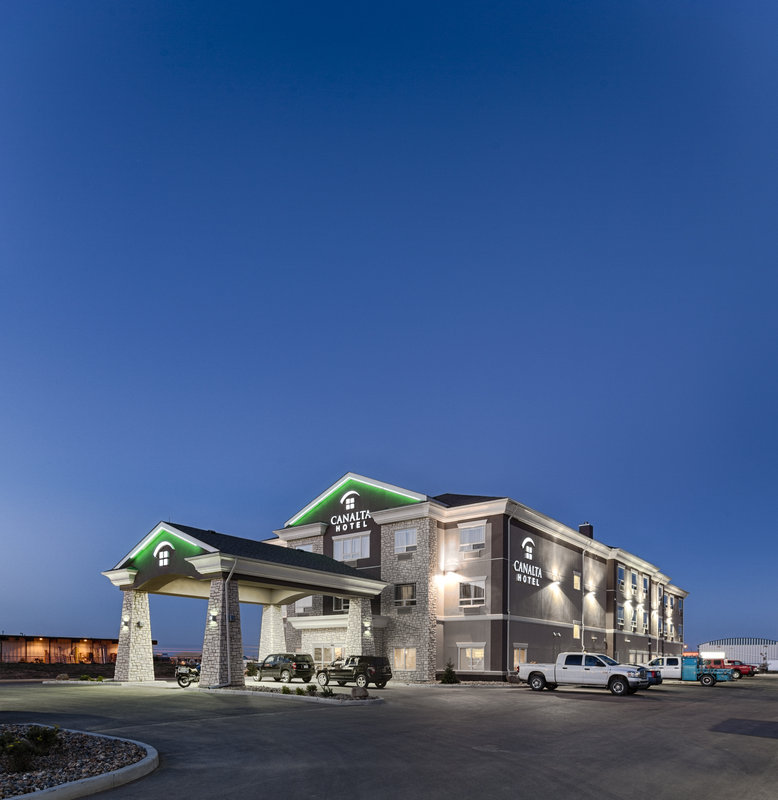 Assiniboia Canalta,Moose Jaw>>Assiniboia,2.5 star