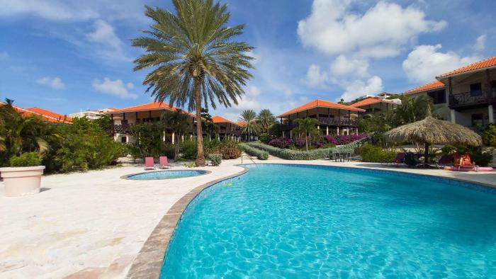 blue bay villa bon bini