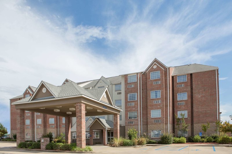 microtel inn and suites by wyndham hattiesburg
