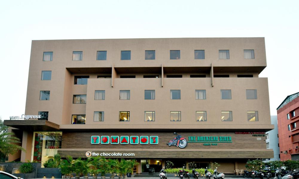Hotel Cypress,Anand>>Ahmedabad,3 star