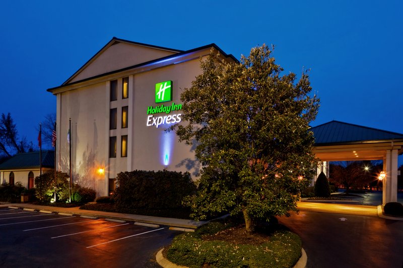 Holiday Inn Express Nashville-Hendersonville,Henderson>>Gallatin,3 star