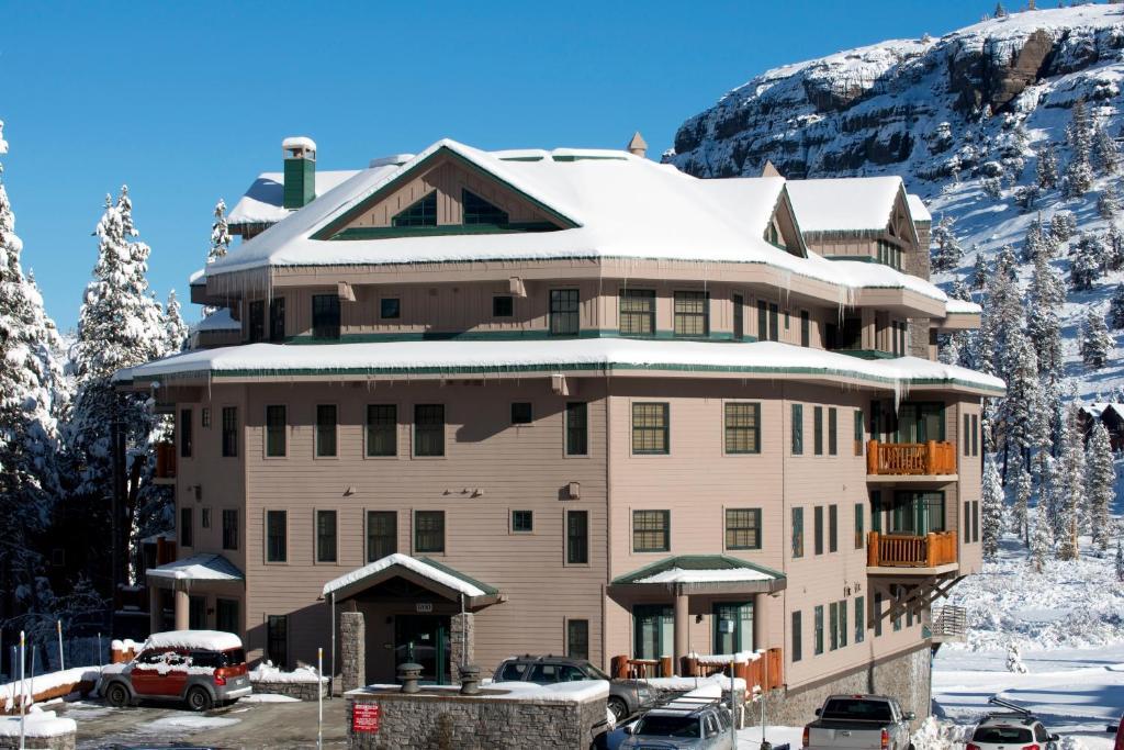 Kirkwood Mountain Resort,,4 star