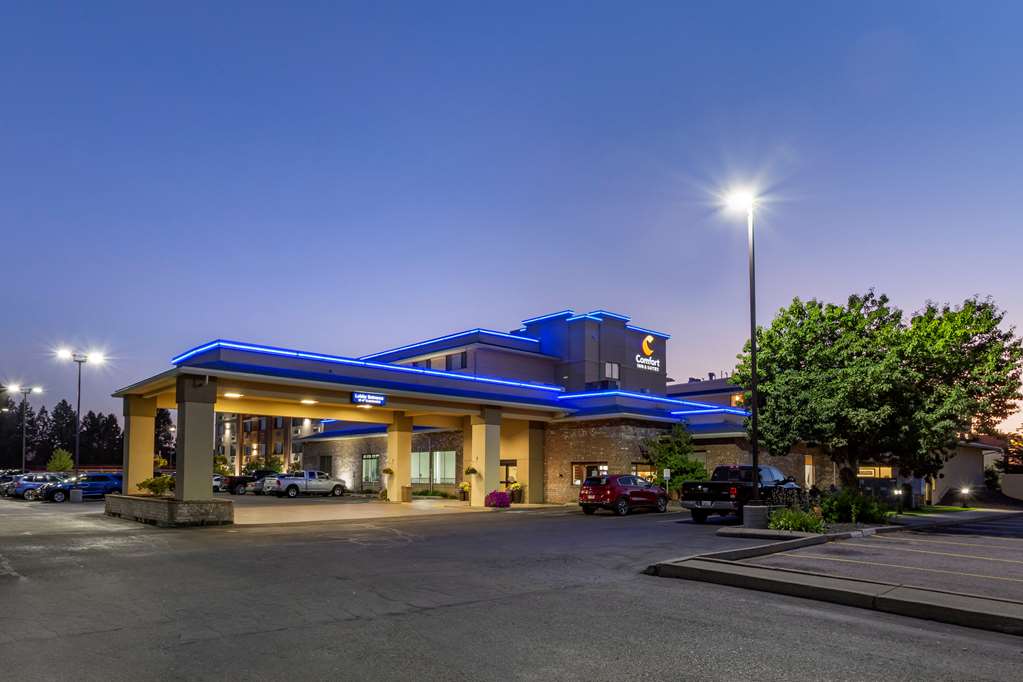 Comfort Inn & Suites I-90 City Center,,3.5 star