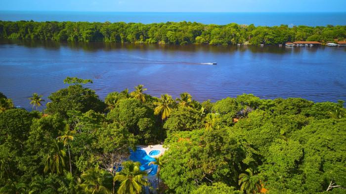 aninga lodge