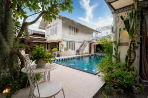 Secret Garden Pool Villa,,3 star