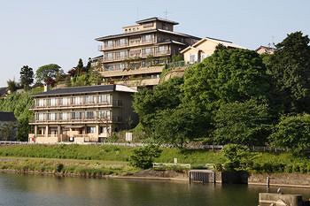 Yuyaruru Saisai,Ishikawa Prefecture>>Kanazawa,3.5 star