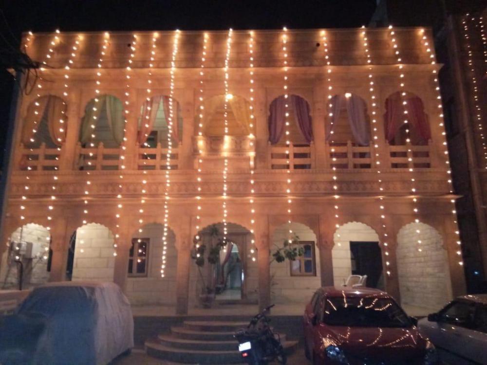 Desert Moon,India>>Jaisalmer,2 star