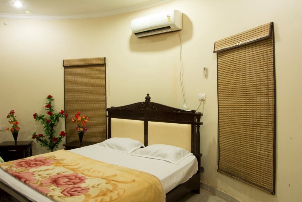 V Resorts Vrindavan Gopala Bhedaghat,,3 star