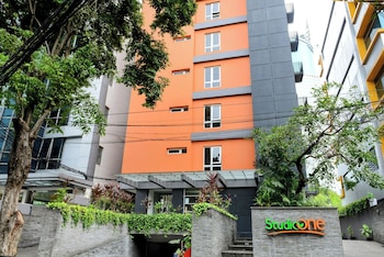Studio One Thamrin Hotel,Tanah Abang>>Central Jakarta,3 star