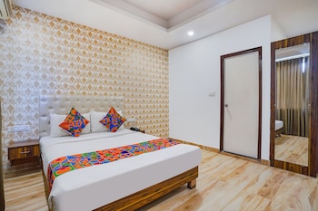 Via Shreyas Inn,Kundalahalli>>Bengaluru,3 star