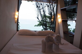 Top Resort,Near White Sand Beach,3 star