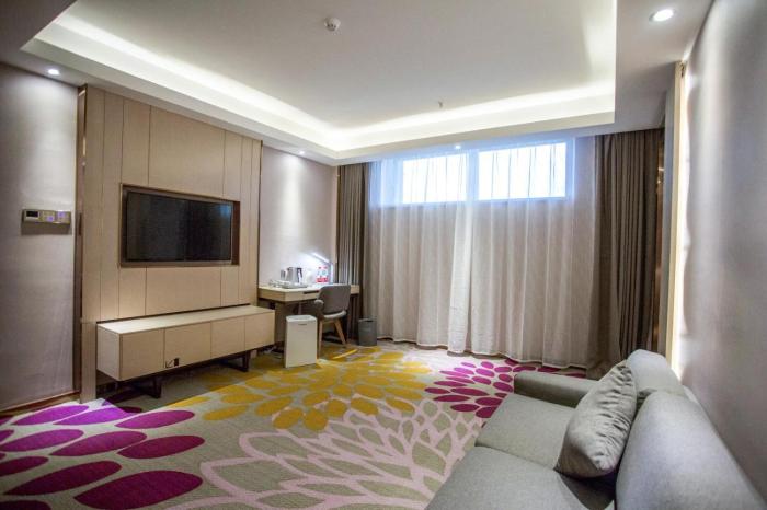 Lavande Hotel Changji Changning Road,,3 star