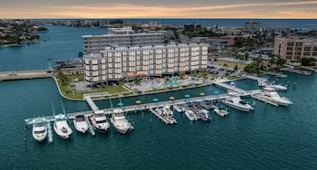 Fusion Resort Two Bedroom Suites,Treasure Island>>St. Pete Beach,3.5 star