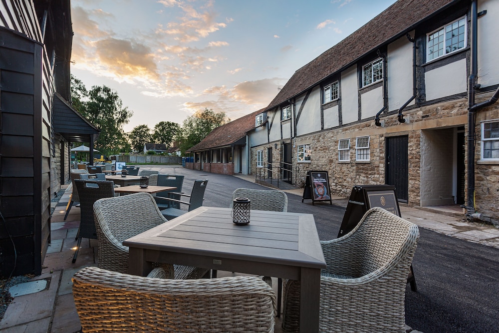 The George Hotel, Dorchester-On-Thames