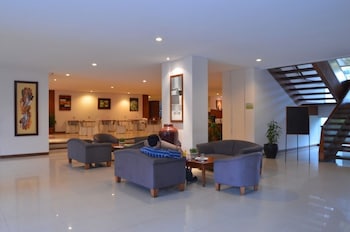 papyrus tropical hotel