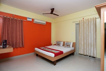 Oyo 9137 Jasmine Suites,Plot No. 83,2Nd B Cross,2Nd Main,2 star