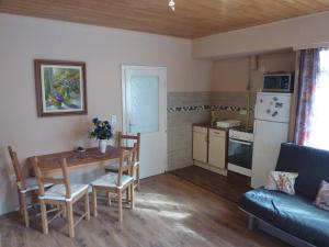 Vadasztanya Apartmanok,Siofok-Sosto>>Siofok,2.5 star