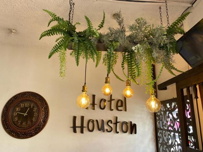 hotel houston