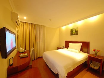 Greentree Inn Jiangsu Taizhou Jingjiang Bus Statio,,2.5 star