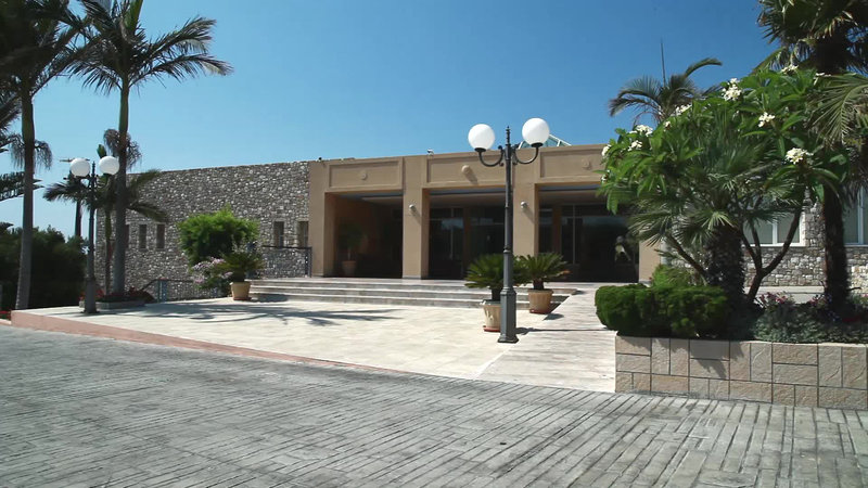 Horizon Beach Resort,,4 star