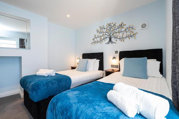 ocean stays hotel plymouth