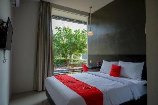 reddoorz plus near solo baru
