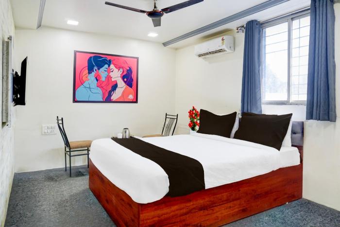 Super Collection O Katraj Near Kk Market,India>>Pune,3 star
