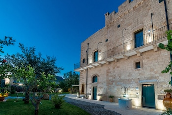 Masseria Antoglia,Itria Valley>>Villa Castelli,4 star