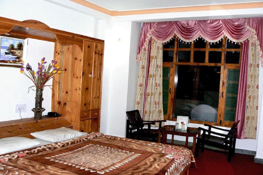 Flamingo Resort,Manali>>Kullu,3 star