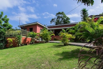 The Sinopia Inn,,3.5 star