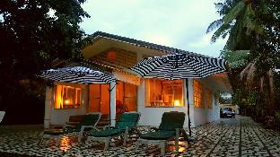 White House, Batangas,,3 star